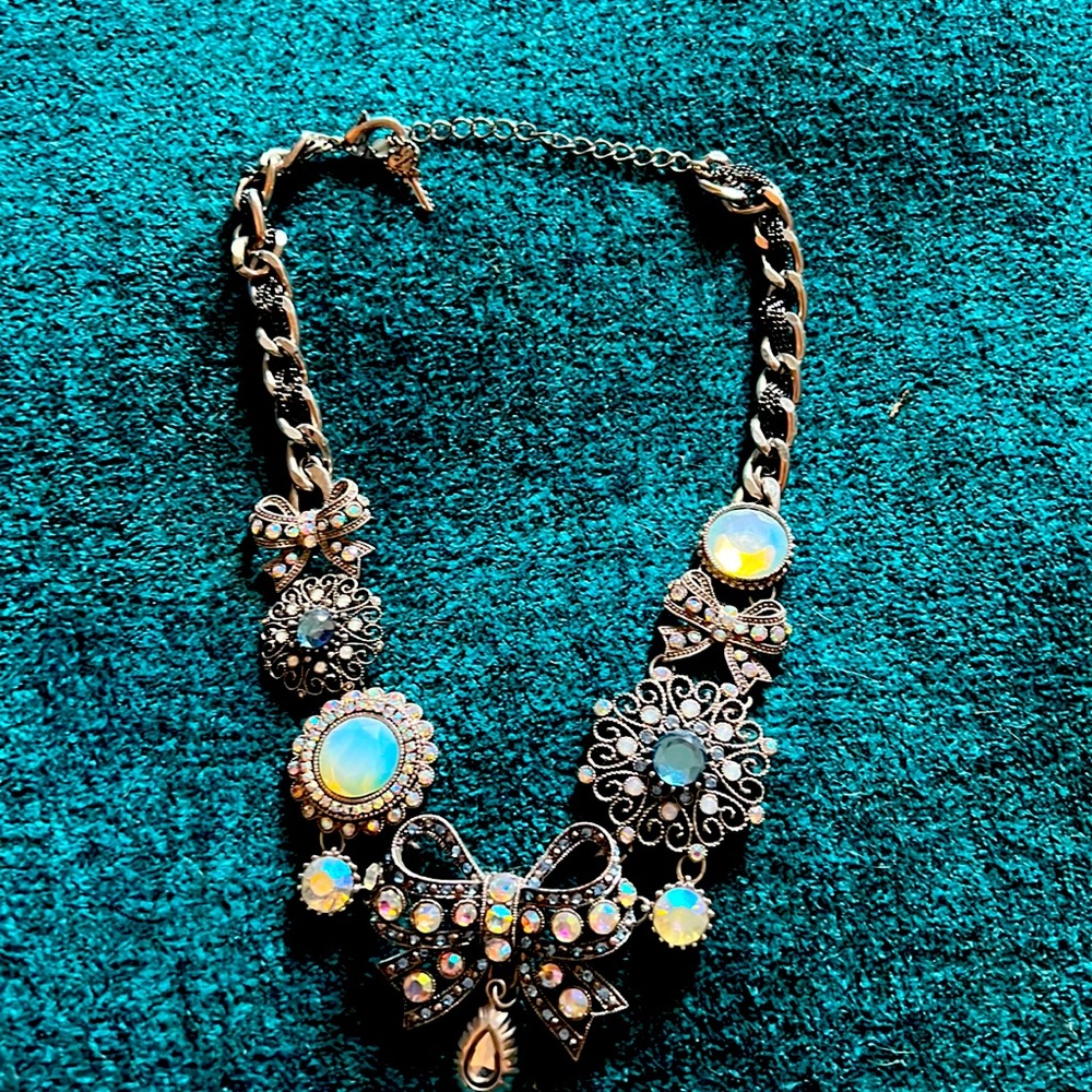 Girly, Sparkly, Beautiful Betsy Johnson Necklace!